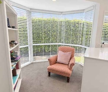 3 bedroom property in Mission Bay - Photo 4