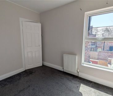 2 bedroom house to rent Slater Street, Warrington, WA4 - Photo 1