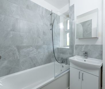 2 Bed Flat, Shenstone House, SW16 - Photo 4