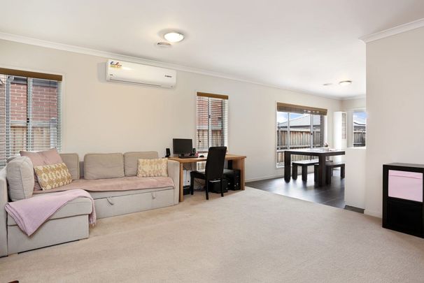 Zoned to Saltwater P-9 College! - Photo 1