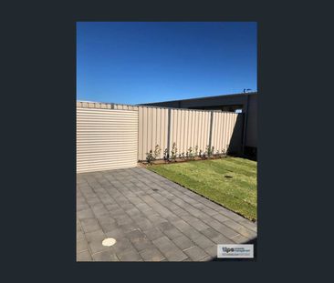 3-Bedroom Townhouse with Hills Views & Solar - Photo 6