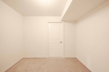 For Lease - 2057 Horace Duncan Crescent Unit# Basement, Oshawa, Ontario - Photo 5