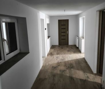 Casa de închiriat în corbu - Fotografie 2
