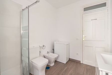 Calle de Monteleón, Madrid, Community of Madrid 28010 - Photo 4