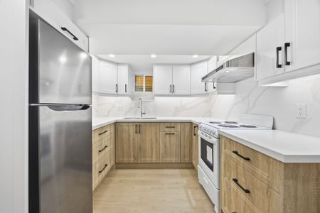 For Lease - 54 Gwynne Avenue Unit# Basement, Toronto, Ontario - Photo 3