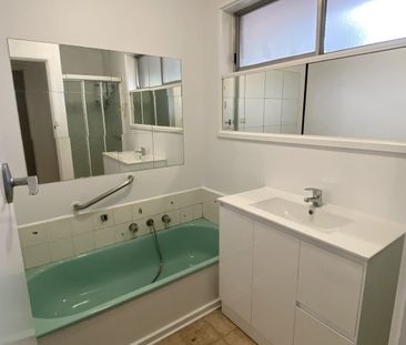 3-bedroom unit in Noble Park ready to move in! - Photo 1