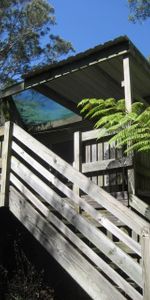 CHARMING 1-BEDROOM LOFT-STYLE UNIT IN A CONVENIENT LOCATION - Photo 3