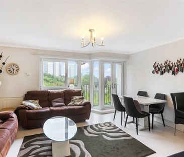 3 Bed Flat, Mossview Quadrant, G52 - Photo 3
