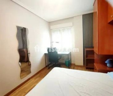 Piso en alquiler en Centro - Photo 2