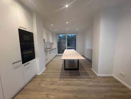 Maison 4 ch. remise à neuf à 6230 Pont-à-Celles  Loyer: 1 700 € - Photo 3