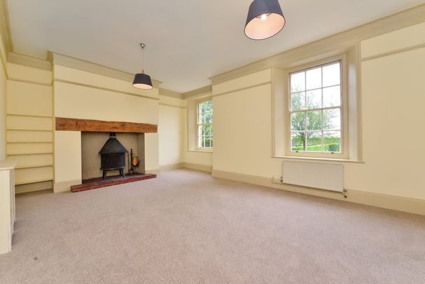 3 bedroom terraced house to rent - Photo 1