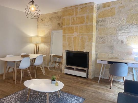 Location Appartement 2 pièces 46m² BORDEAUX 33000 - Photo 1