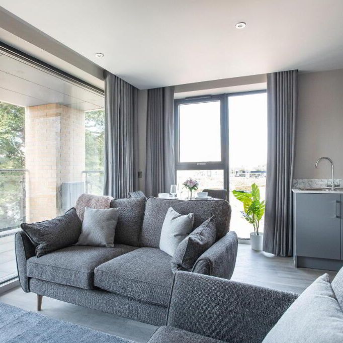 Apartment 17 Lesley Parklands 60 Knocknagoney Road, Belfast, BT4 2FU - Photo 1