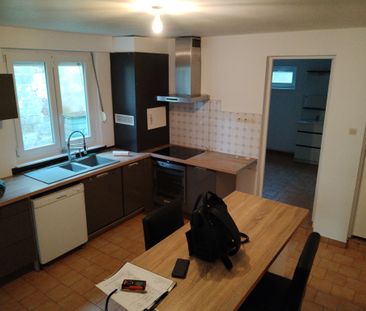 Maison de village bâtie sur 343 m² offrant 101 m² habitable - Photo 5