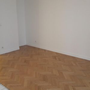 location Appartement F1 DE 26.2m² À PARIS - Photo 2