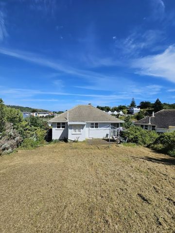 Nice 3 bedroom home in a great spot in Titahi Bay - Photo 2