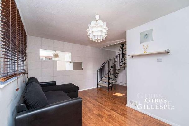 Hindhead Close, Hillingdon, UB8 - Photo 1