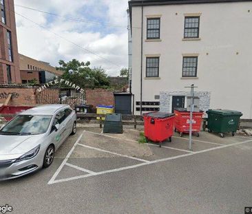 Studio Flat, Gosford Street, CV1 - Photo 1