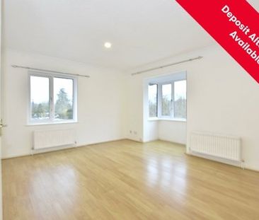 Skipton Way, Horley, Surrey, RH6 - Photo 3