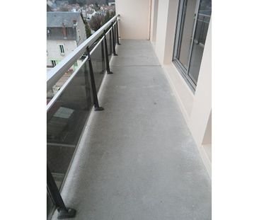 Location Appartement 3 pièces 100m² BOURGES 18000 - Photo 4