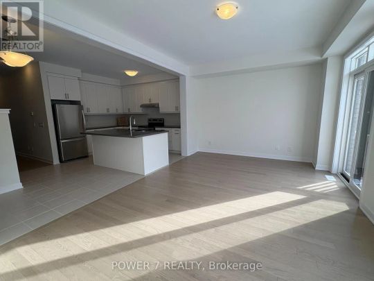 14 HARVEY BUNKER CRESCENT - Photo 1