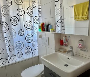 Rent a 3 rooms apartment in Hinwil - Photo 4