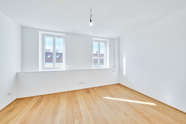 ATTRAKTION IM DACHGESCHOSS! - Photo 1