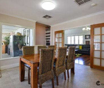 This prominently positioned family home magically combines old worl... - Photo 3