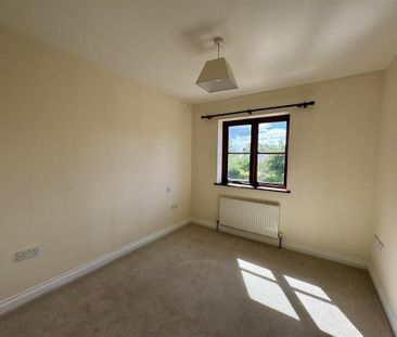 4 bedroom detached house to rent - Photo 6