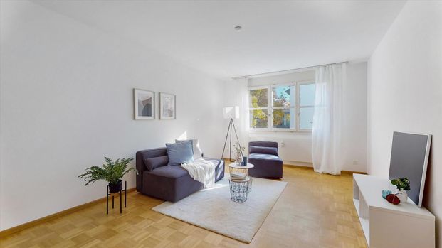 Grosszügige Wohnung mit Balkon - Photo 1