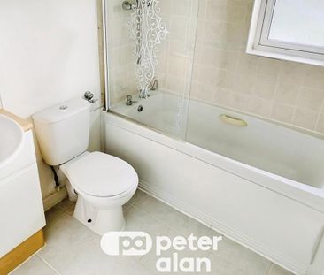 2 bedroom terraced house to rent - Photo 5