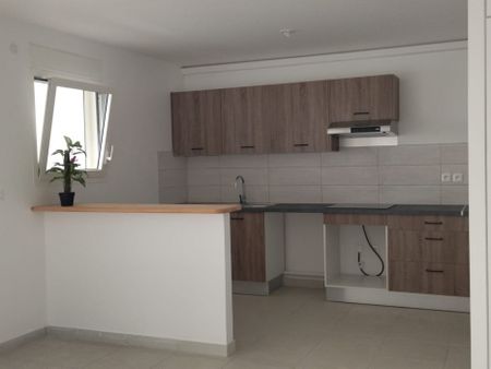 A louerT4 à Fort-De-France - Photo 4