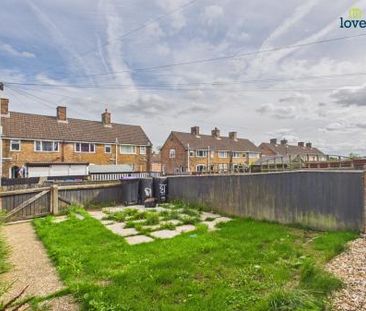 2 bedroom Terraced House To Let - Photo 6