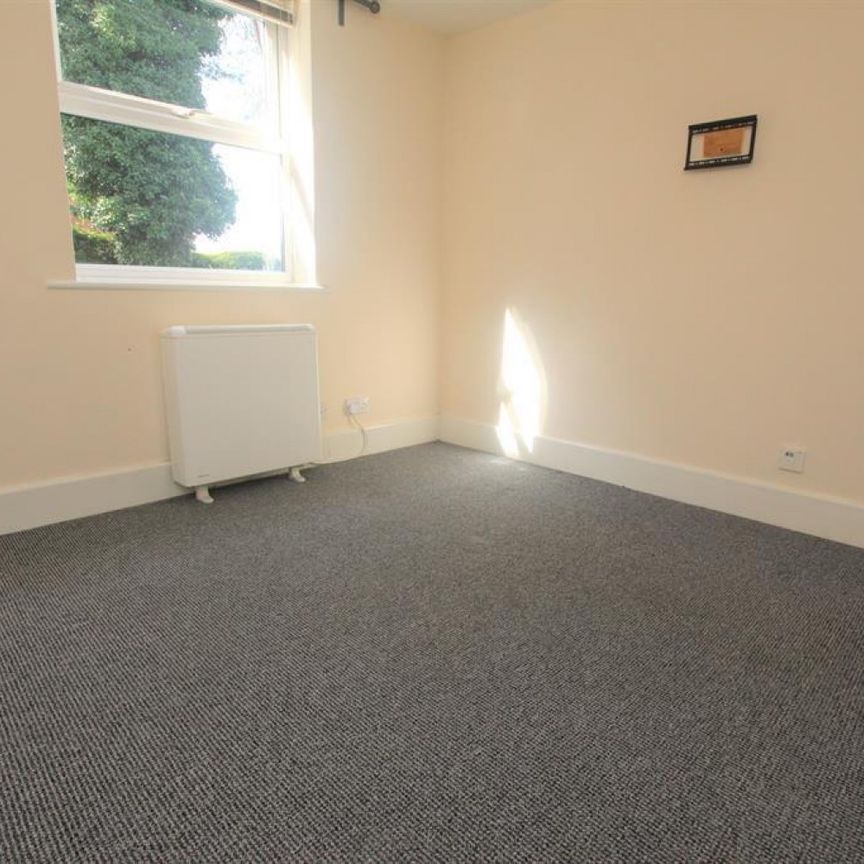 Evesham Road, Astwood Bank, Redditch, B96 6EA - Photo 1