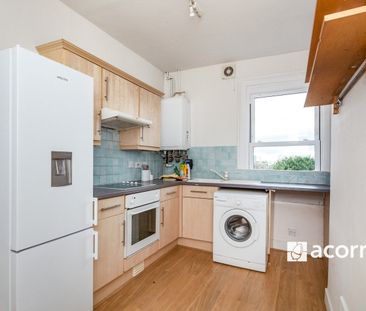 Lyndhurst Grove, London, SE15 - Photo 3