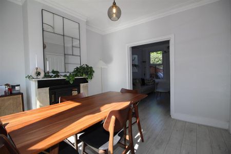 4 bedroom terraced house to rent - Photo 3