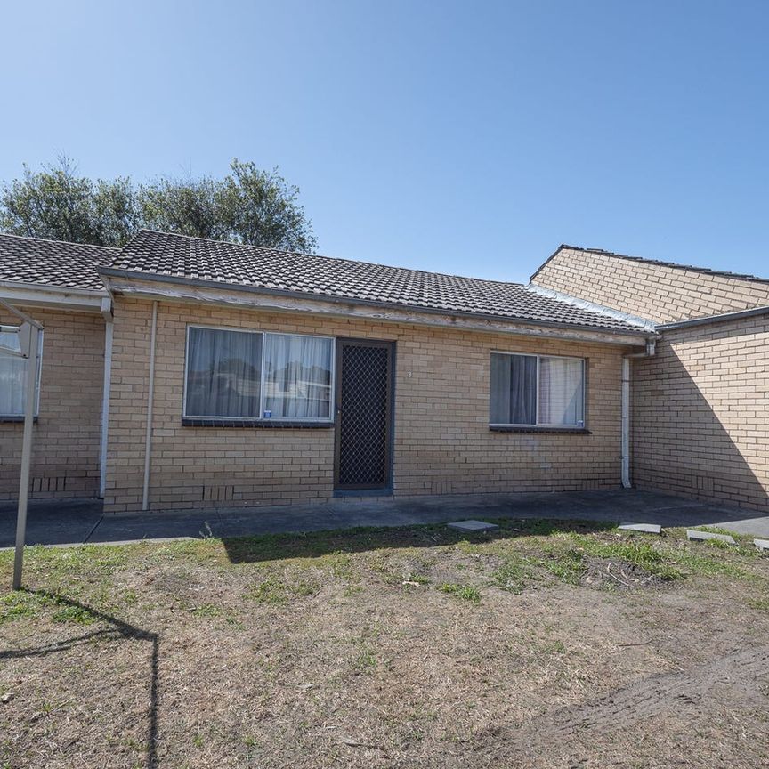 DON'T JUDGE A BOOK BY IT'S COVER! - Photo 1