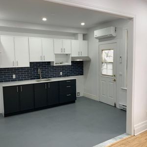 Verdun Apartment For Rent - Photo 2