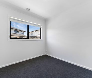 **RECEIVE ONE MONTH FREE RENT, ASK US HOW! Modern 4-Bedroom Home fo... - Photo 3