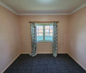 View Saturday at 12.15pm - 12.30pm - Photo 6