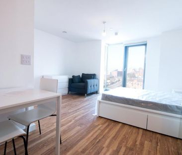 Studio to rent - Photo 1