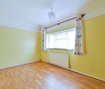 Beechwood Road, Knaphill, GU21 - Photo 3