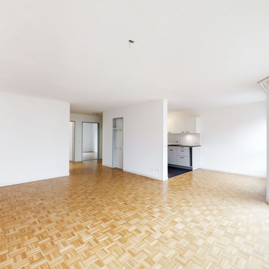 Want a change of scenery? - Photo 1