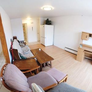 3 CH - 1 SDB - Québec - $1,415 /mo - Photo 2