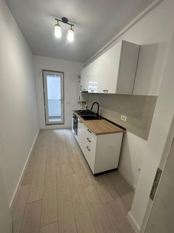 Garsoniera cu gradina de inchiriat,la 6 minute de metrou ... - Fotografie 2