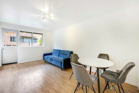 Slaidburn Street, SW10, London - Photo 4