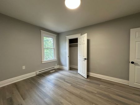 For Lease - 27 Water Street Unit# unit B, St. Catharines, Ontario - Photo 3