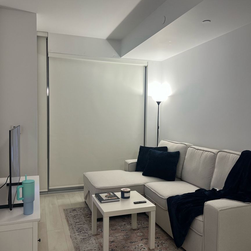 For Lease - 8 Eglinton Avenue Unit# 1203, Toronto, Ontario - Photo 1