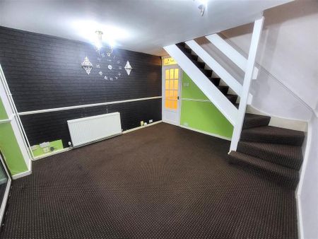 2 bedroom semi-detached house to rent - Photo 3