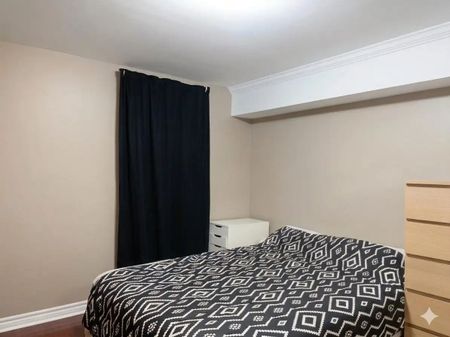 For Lease - 141 Berner Trail, Toronto, Ontario - Photo 2